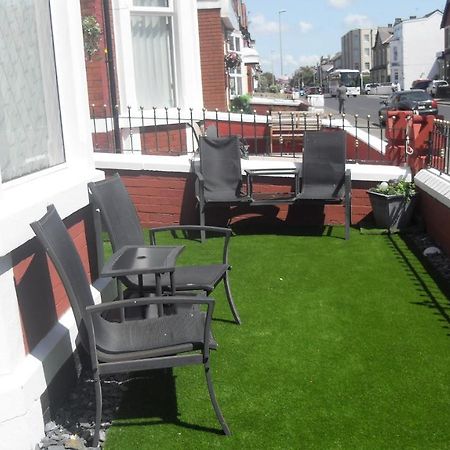 The Park Villa Blackpool Exterior foto